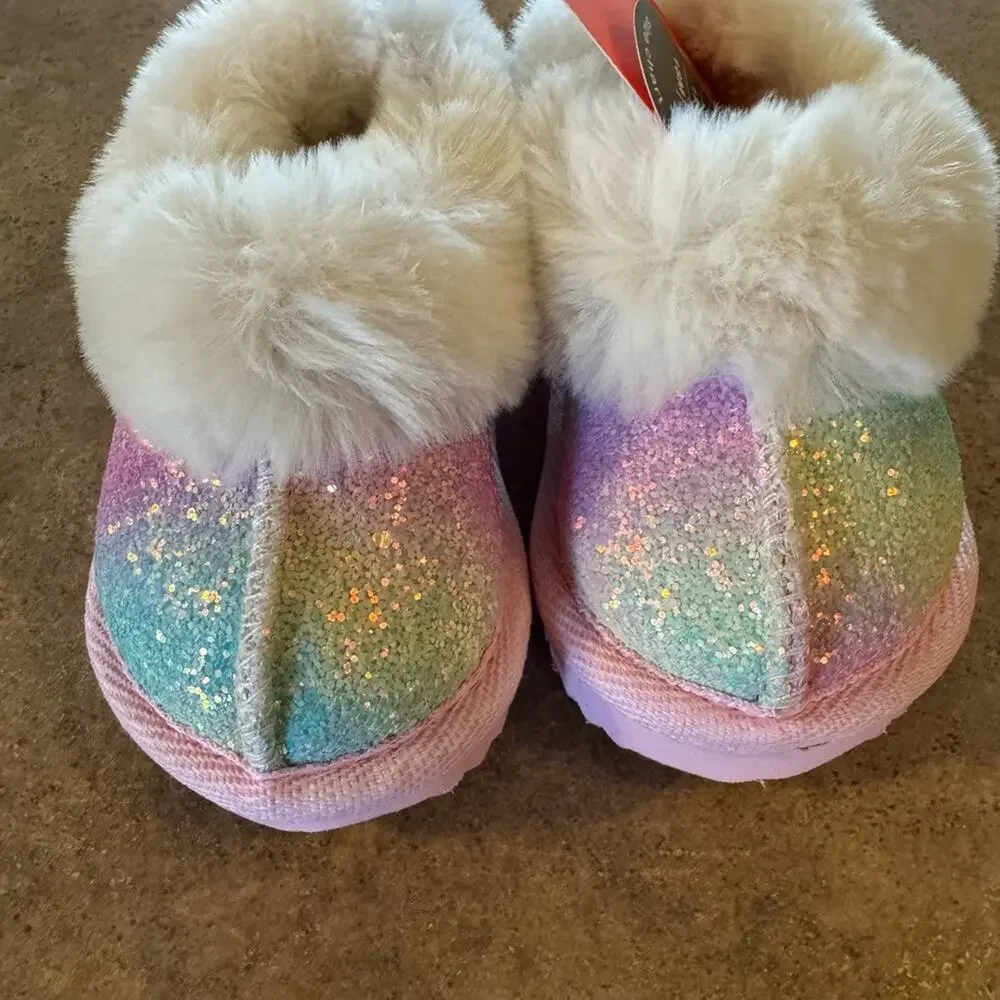 Adorable Infant Glitter Faux Fur Lined Slippers in Pastel Rainbow 3 Cozy NWTs